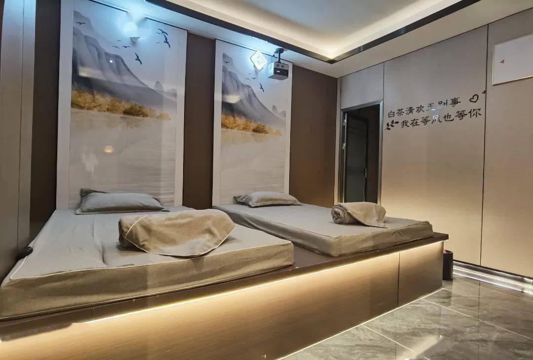 重慶富僑重裝開業(yè)，足浴服務(wù)洗一次送一次